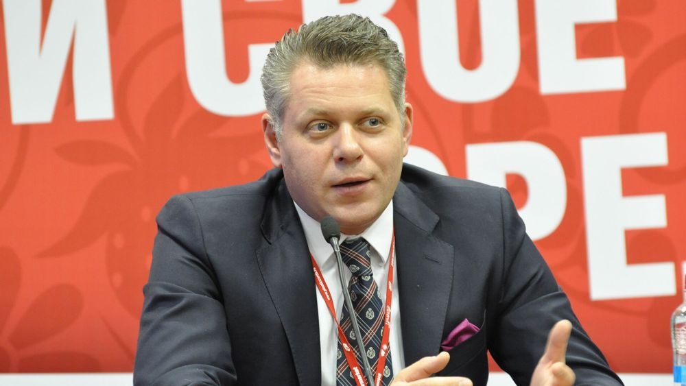 large_Прасов фото новость.jpg